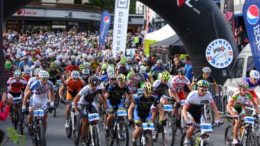 Ragazzi e ragazze toste alla partenza dell' Ischgl Ironbike Festival, © TVB Paznaun - Ischgl