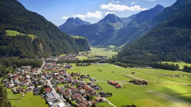 Längenfeld in estate, © Ötztal Tourismus/Lukas Ennemoser