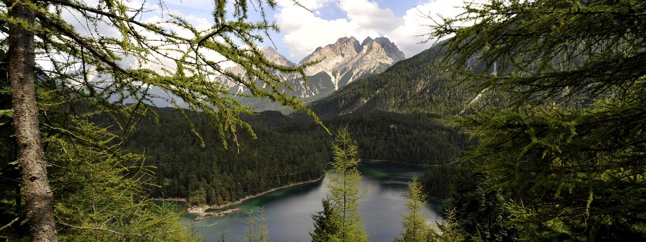 Il lago Fernsteinsee vicino a Nassereith, © Tirol Werbung / Bernhard Aichner