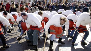 La sfilata Axamer Wampelerreiten, © Fasnachtsverein Axams