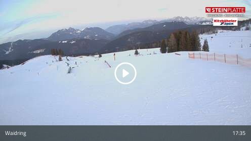 Wabcam Snowpark / Triassicpark