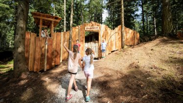 Il villaggio delle streghe nella foresta magica., © Alpbachtal Tourismus