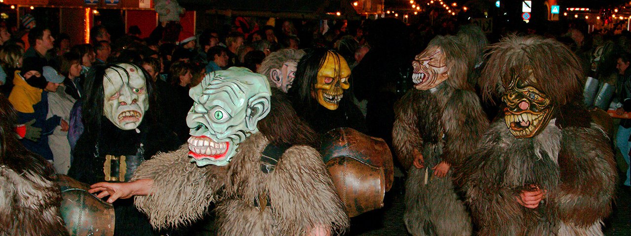 L'Osttirol è noto per la tradizione dei cortei dei Krampus, © Osttirol Werbung / Zlöbl