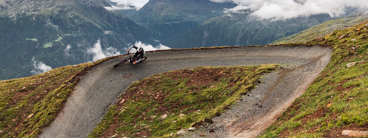 Singletrail: Troaln Line, © Ötztal Tourismus/Janik Steiner