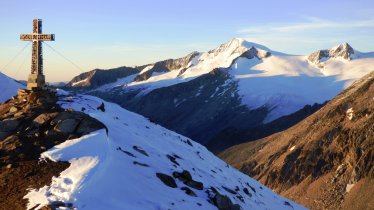 La cima Kreuzspitze con vista sul Venediger, © Friedl Kratzer