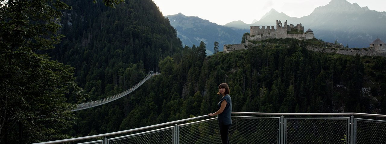 Le rovine del castello Ehrenberg e l'Highline 179 vicino a Reutte, © Tirol Werbung / Lisa Hörterer