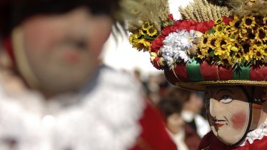 La sfilata Schleicherlaufen a Telfs, © Tirol Werbung / Bernhard Aichner